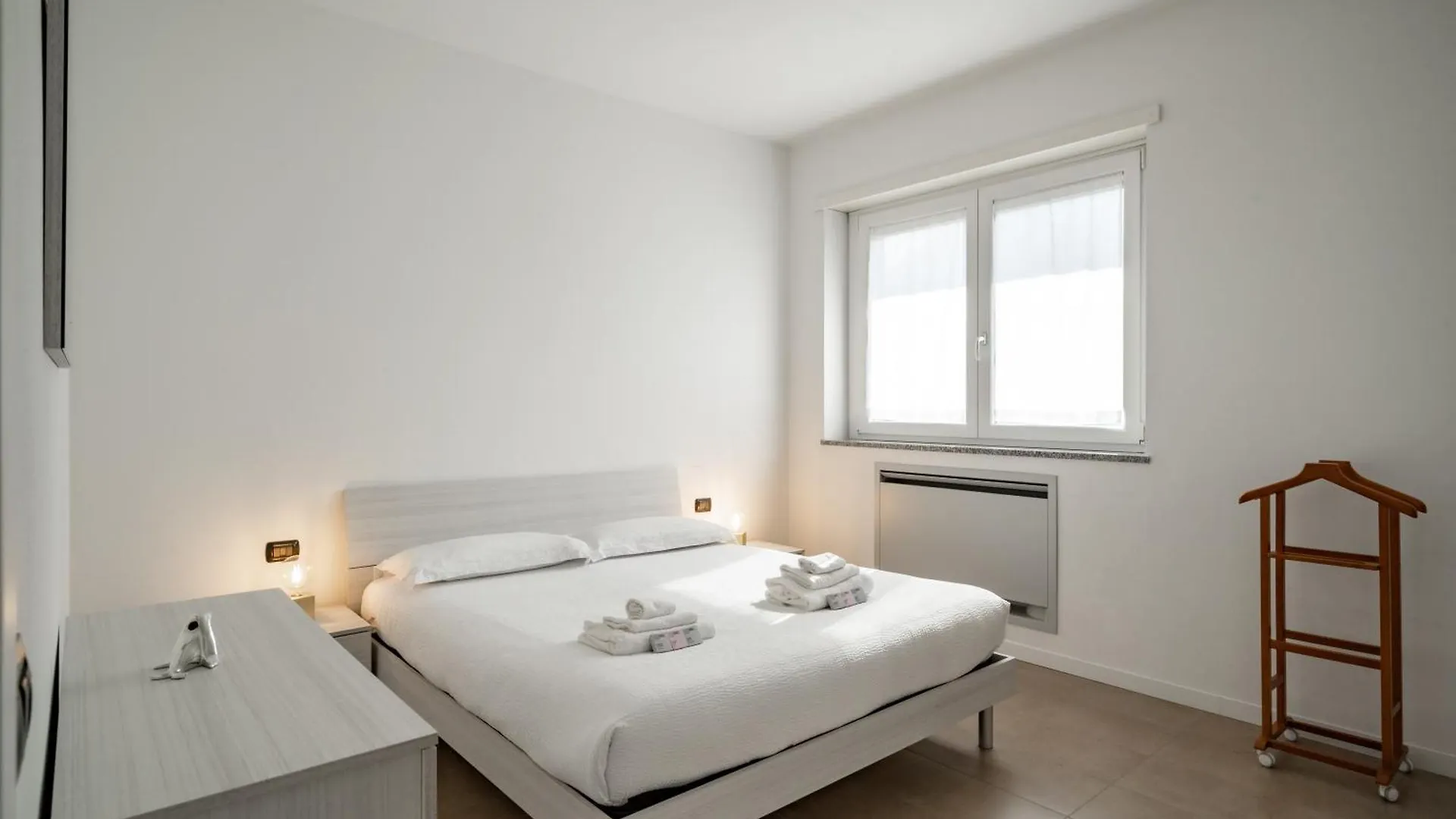 Apartment Lake Como Casa La Rosa Abbadia Lariana